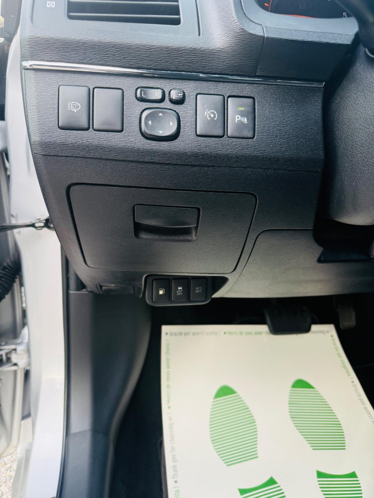 Toyota Avensis 2.2 D-Cat aut. Wagon Executive E5A