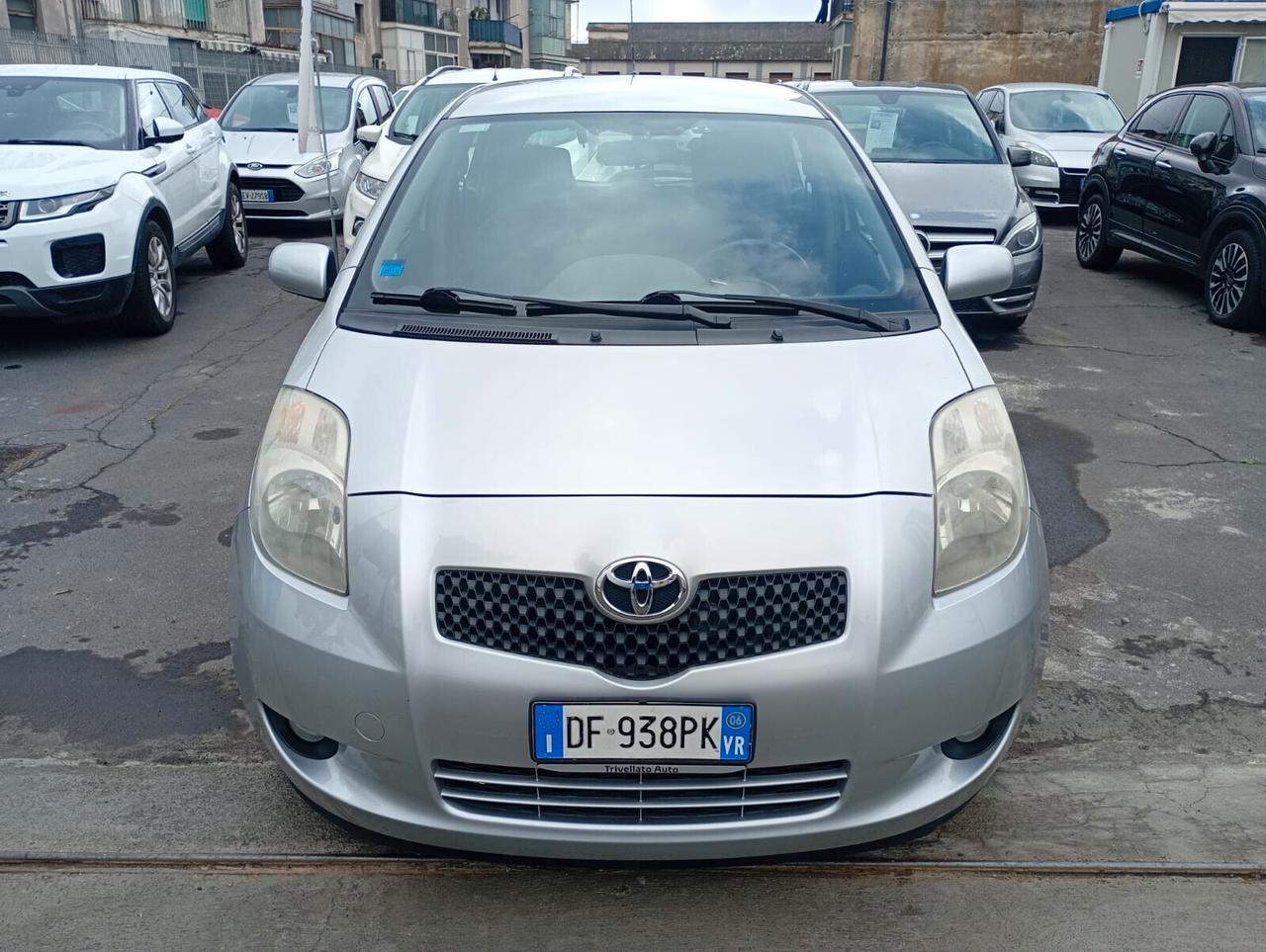 TOYOTA YARIS SOLI 100.000 KM 1.4 DIESEL UNICOPROPRIETARIO