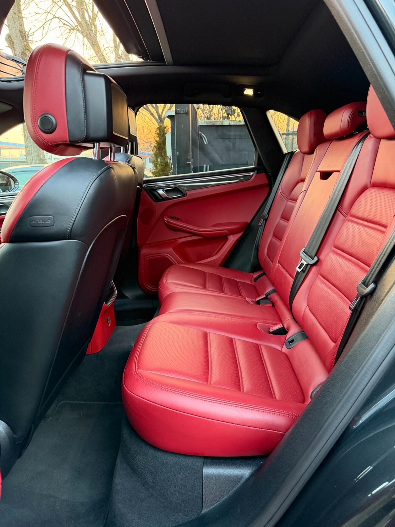 Porsche Macan 2.0 Tetto Limited