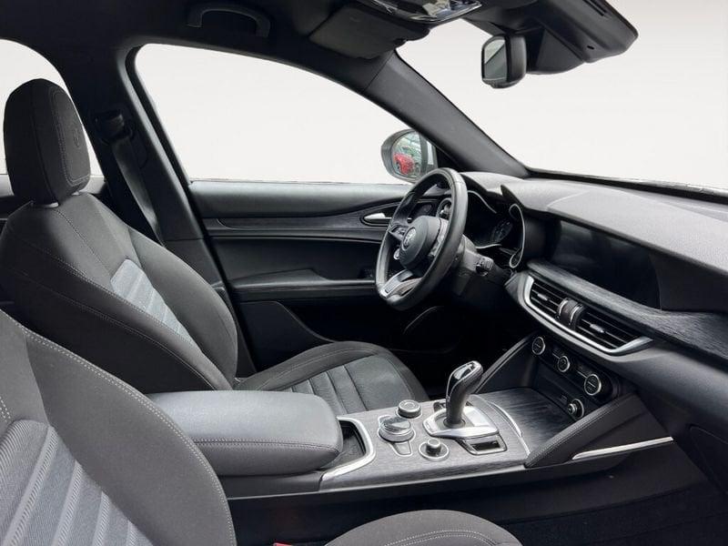 Alfa Romeo Stelvio 2.2 Turbodiesel 160 CV AT8 RWD Super Business