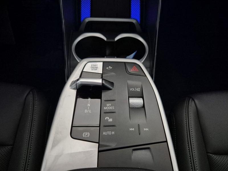 BMW X1 U11 sdrive18d X-Line auto