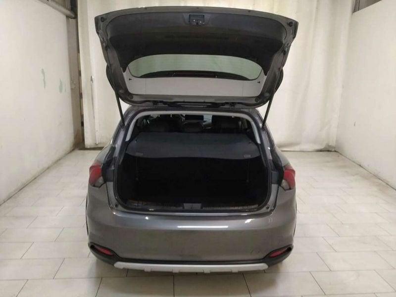 FIAT Tipo 5p 1.0 Cross 100cv