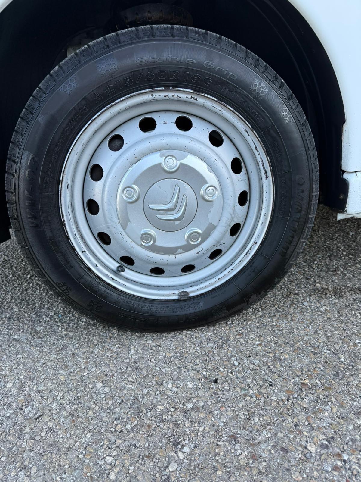 Citroen Jumpy -AUTOCARRO-3 POSTI