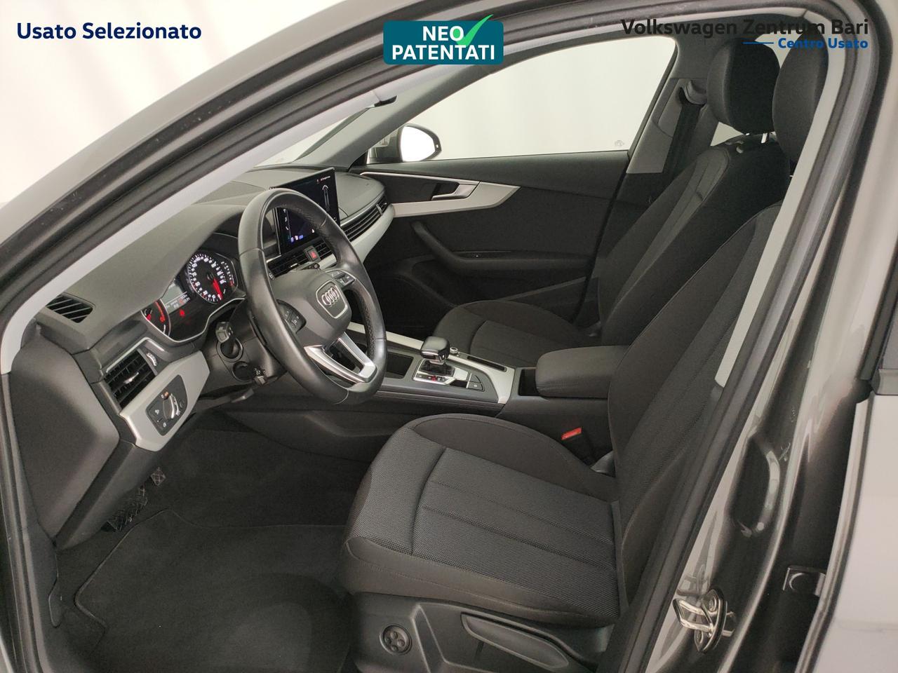 Audi A4 avant 30 2.0 tdi mhev business 136cv s-tronic