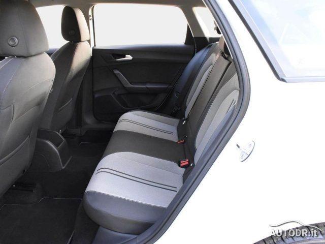 SEAT Leon Sportstourer 1.5 TGI DSG Business FULL LED, Navi