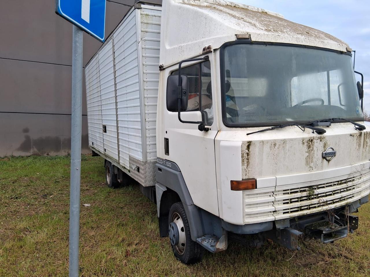 NISSAN CABSTAR N400