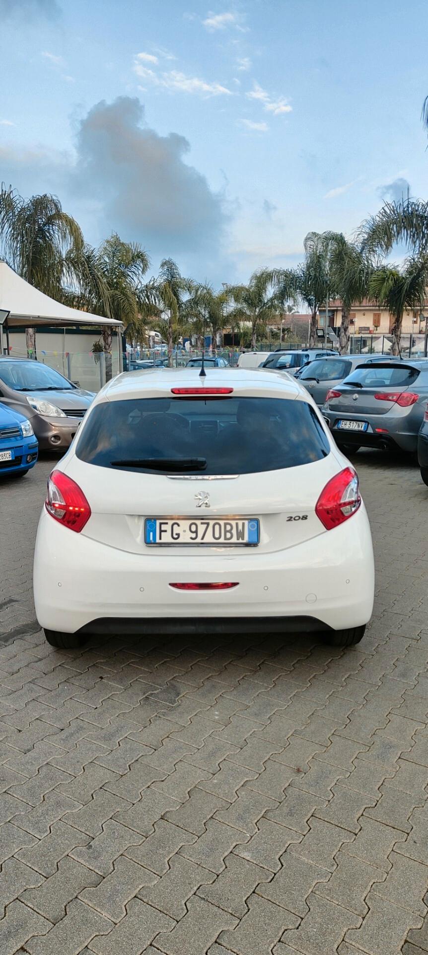 Peugeot 208 1.4 HDi 68 CV 5 porte Active