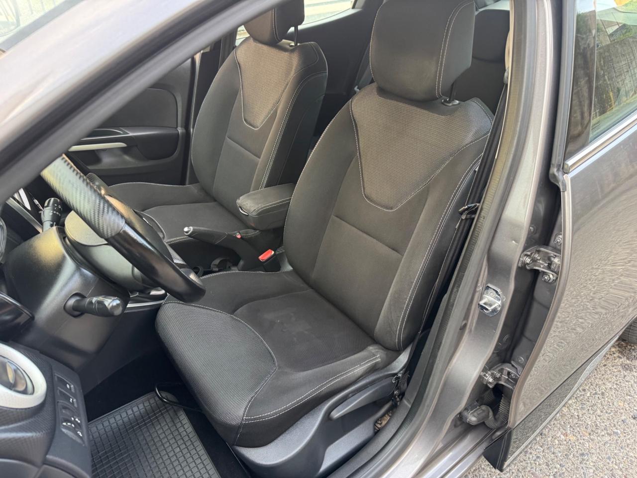 Renault Clio manutenzione completa ok neopatentati