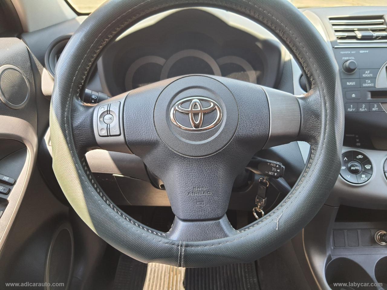 TOYOTA RAV4 2.2 D-4D 177 CV