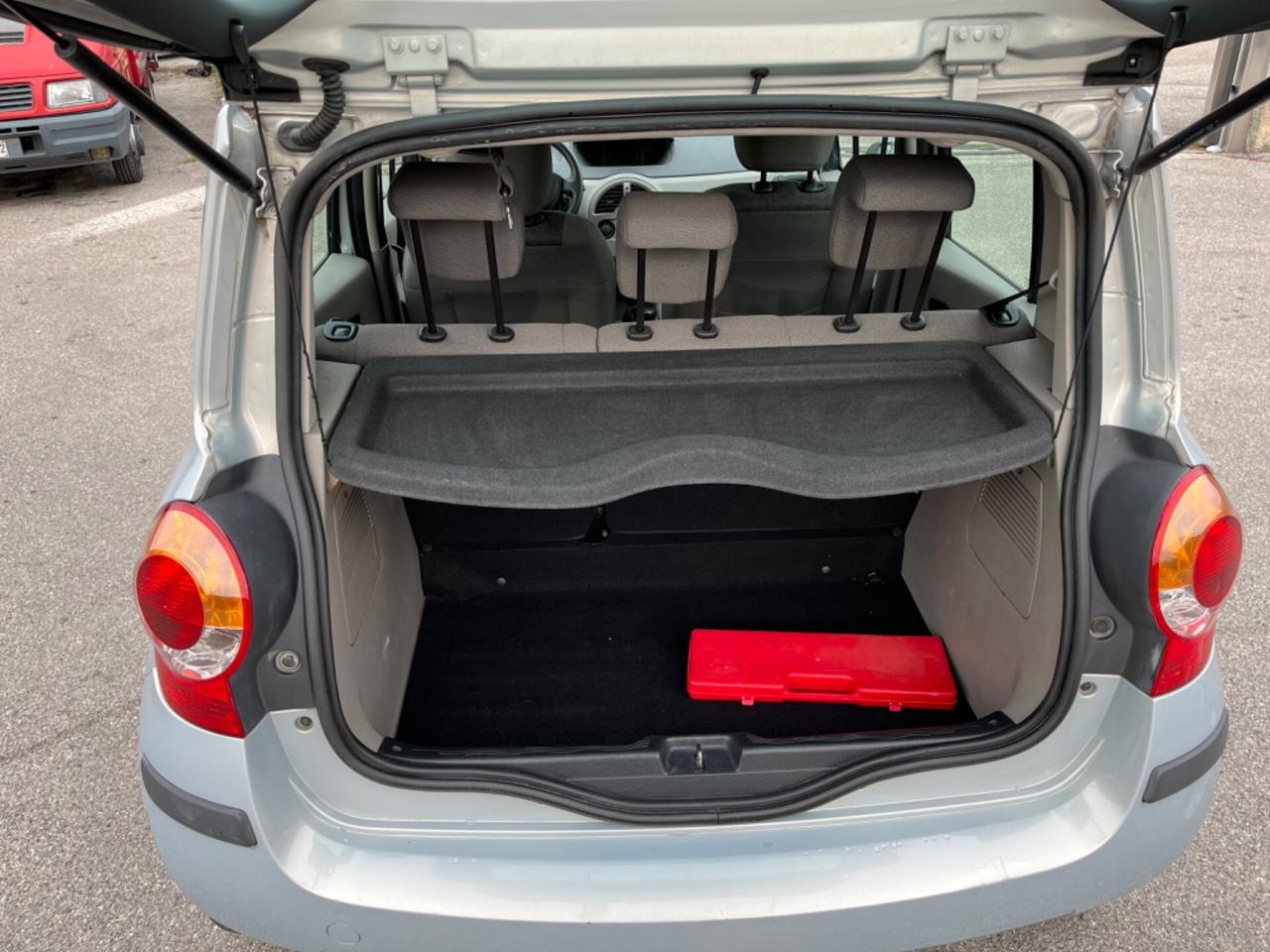 Renault Modus 1.2 16V Luxe Privilège