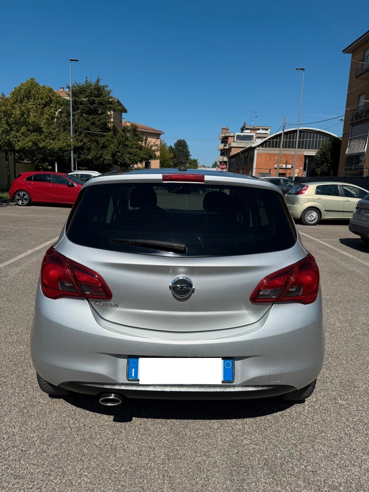 Opel Corsa 1.4 Gpl - NEOP. - 12 MESI DI GARANZIA -