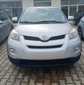 Toyota Urban Cruiser D-4D TREK 4X4