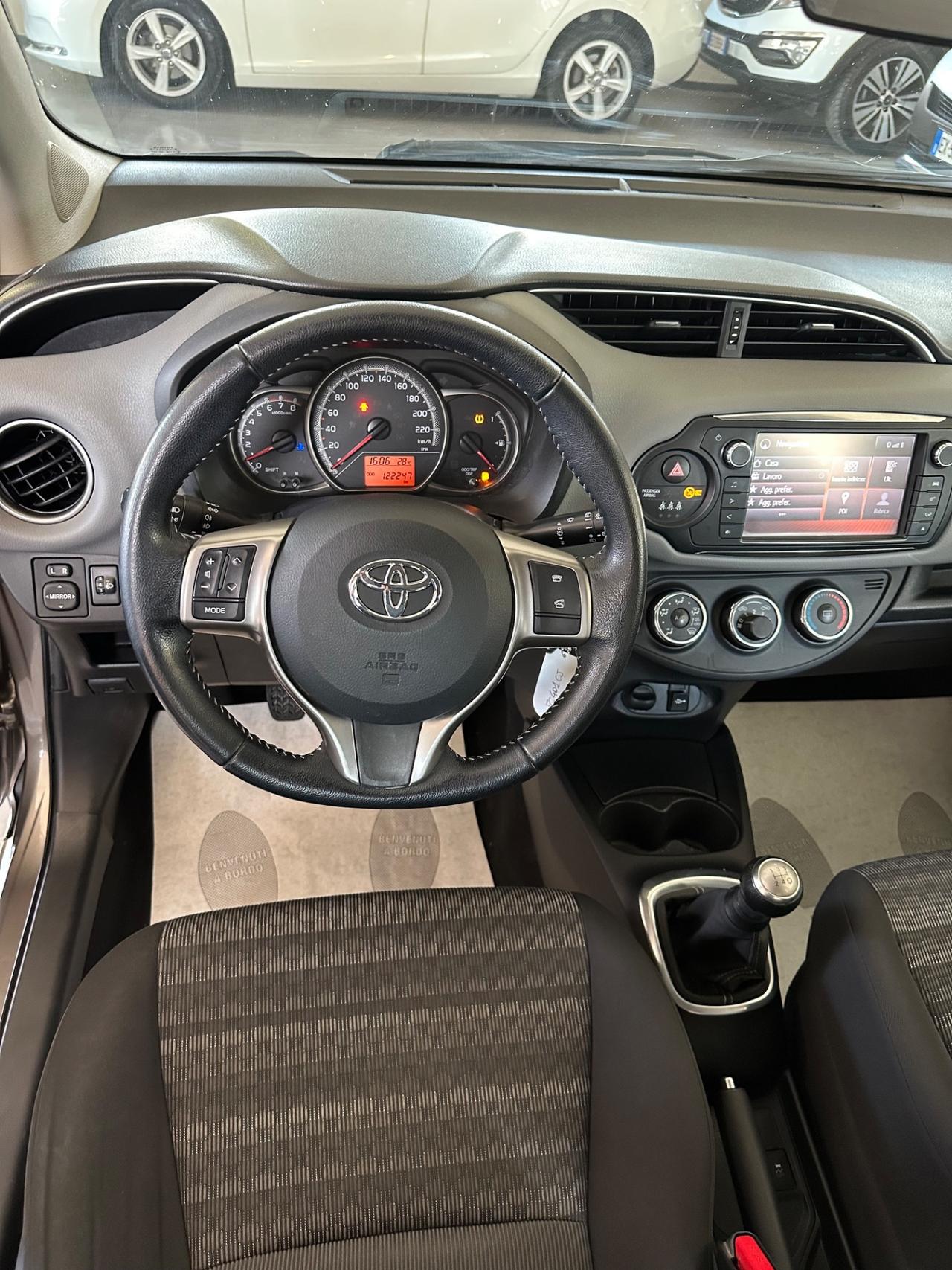 Toyota Yaris 1.0 5 porte Lounge