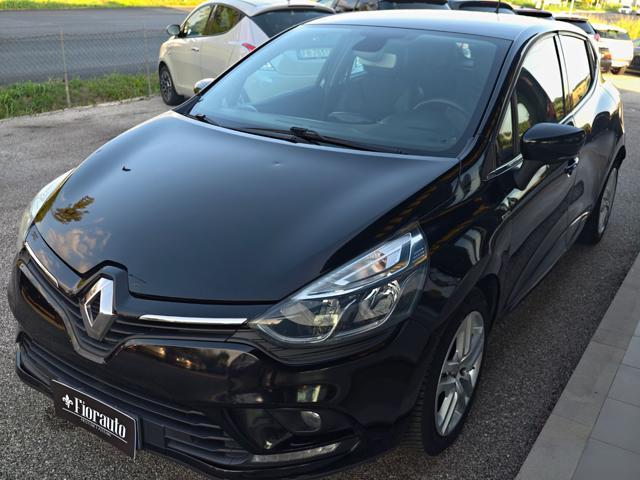 RENAULT Clio 1.2 75 CV 5 porte Duel