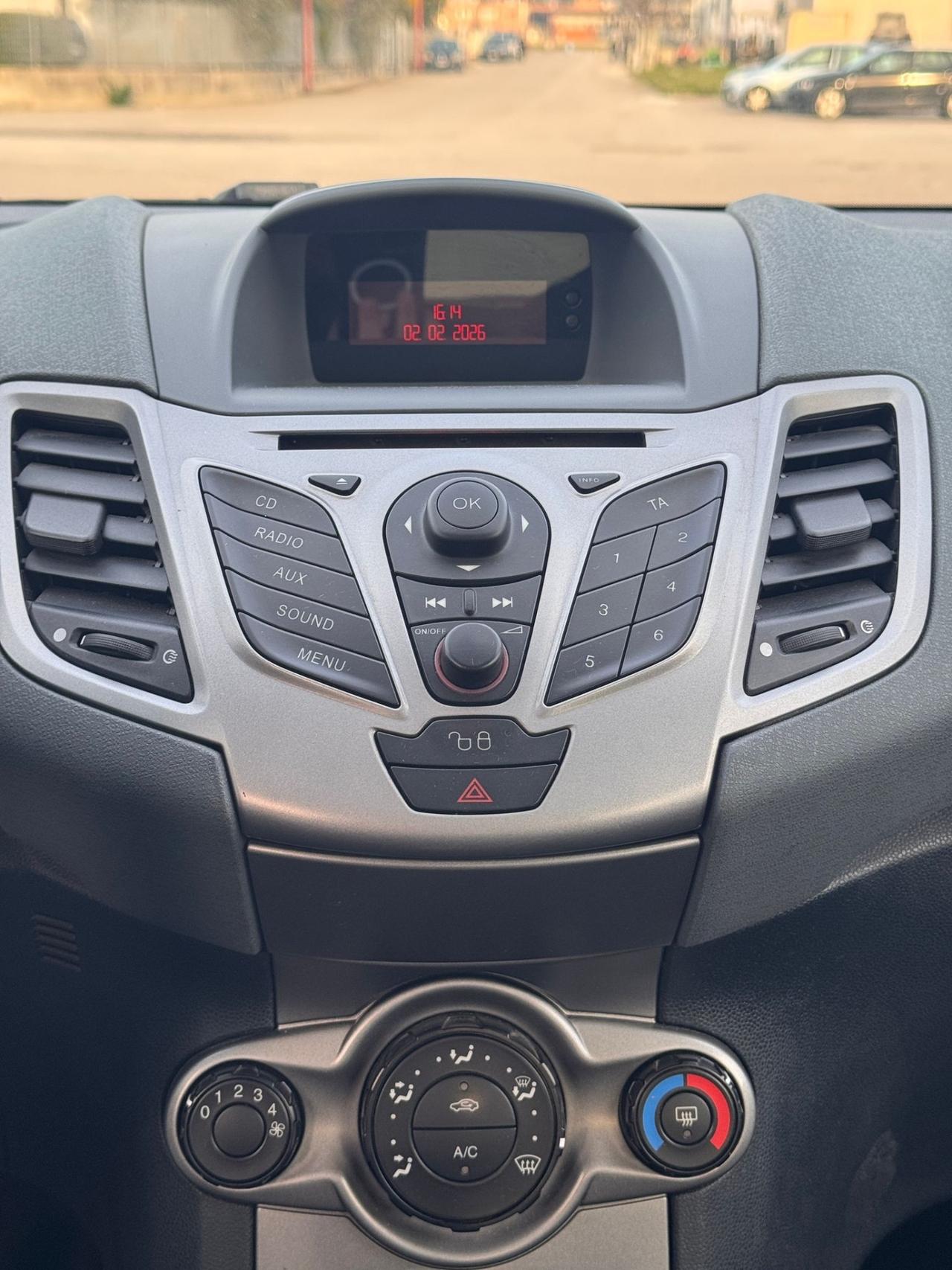 Ford Fiesta 1.4 TDCi 5p. Titanium GARANZIA 12 mesi