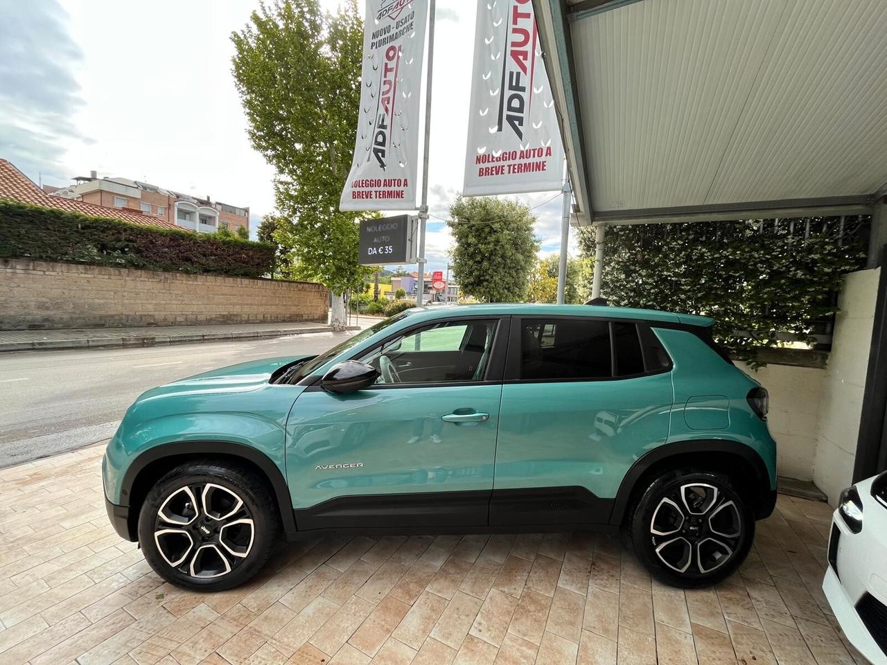 Jeep Avenger 1.2 Turbo 100 CV Summit