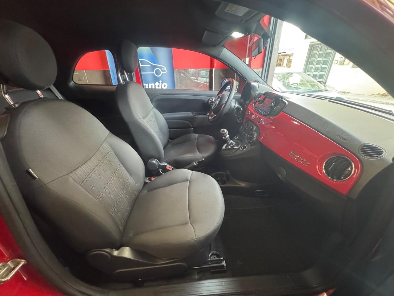 Fiat 500 1.0 Hybrid Red