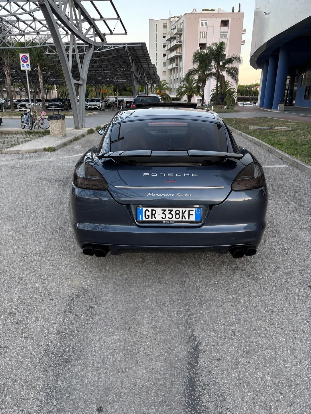 Porsche Panamera 4.8 TURBO S V8 500CV