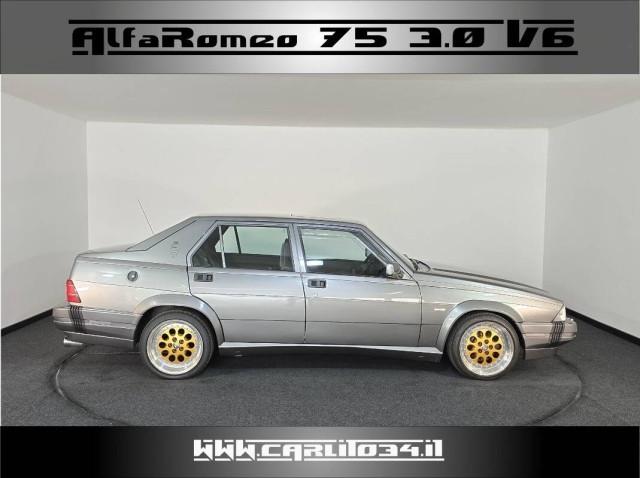 Alfa Romeo 75 75 3.0 V6 America