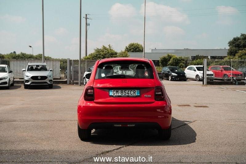 FIAT 500 La Nuova 500e RED 190KM - 100% Elettrica