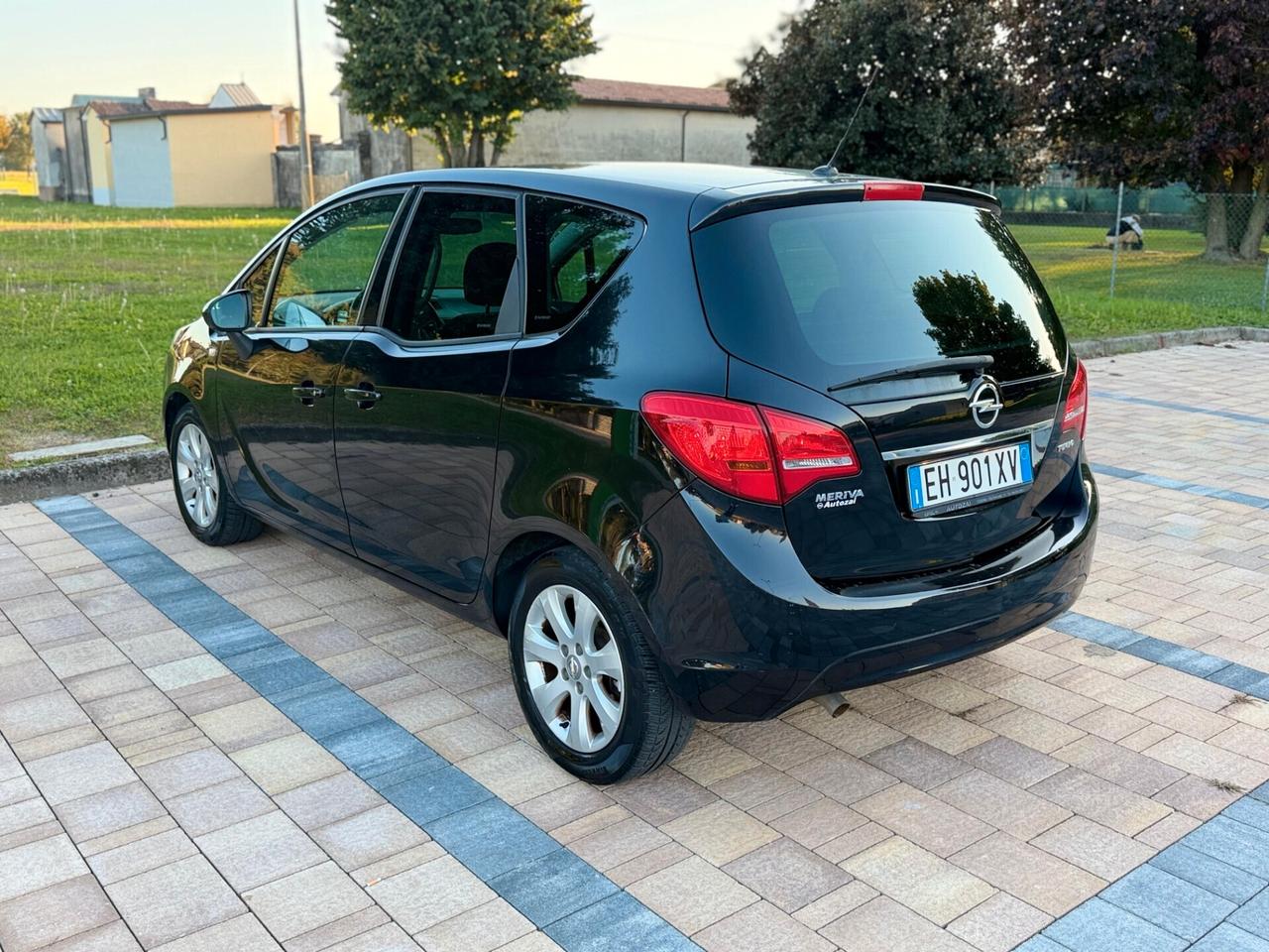 Opel Meriva 1.4 Turbo 120CV Cosmo neopatentati
