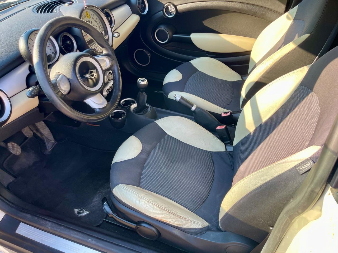 Mini 1.6 16V Cooper D
