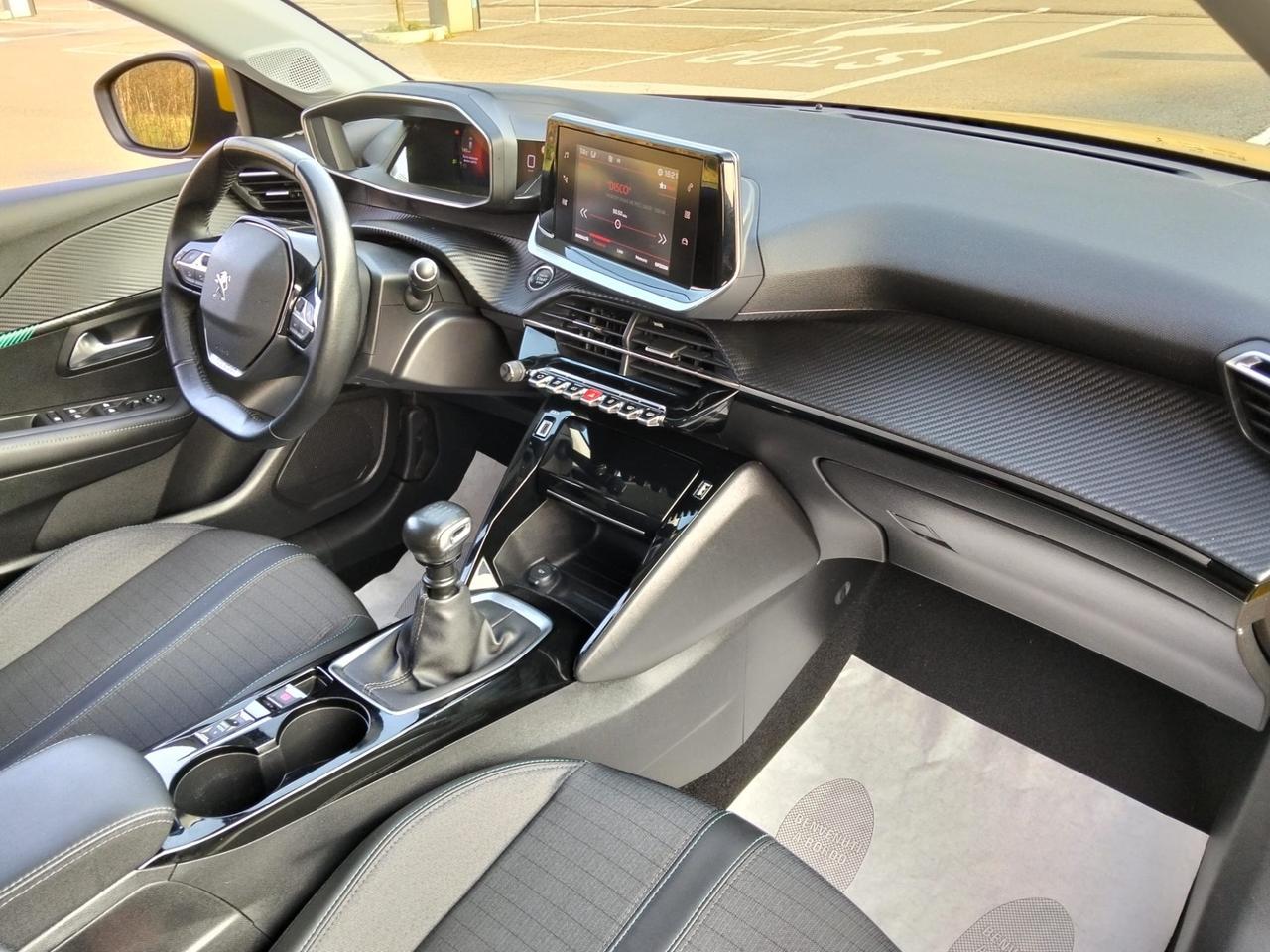 Peugeot 208 PureTech 100 Stop&Start 5P*Navi*Camera