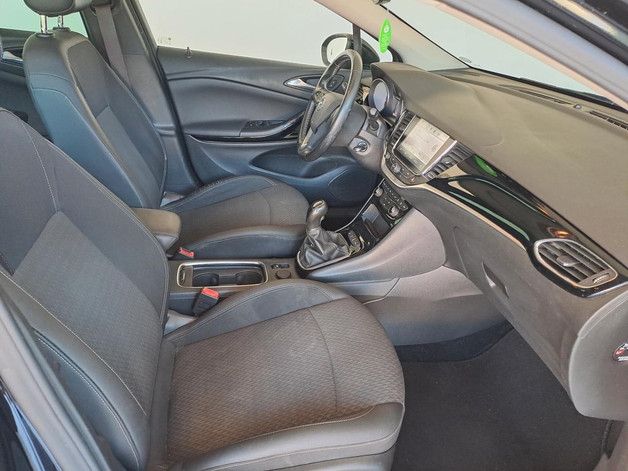 Opel Astra 1.4 Turbo 110CV EcoMetano