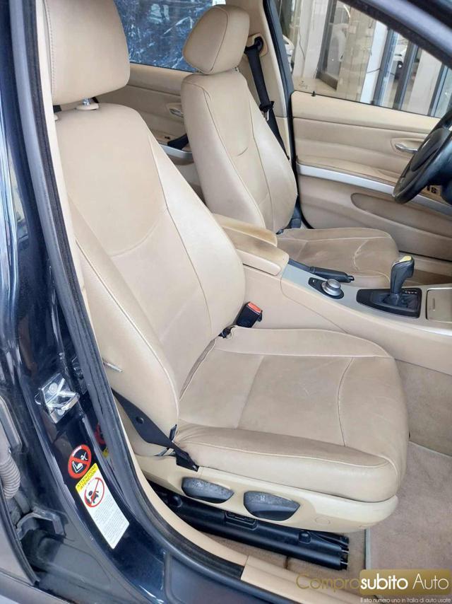 BMW 320 d Automatica Navi Touring MSport
