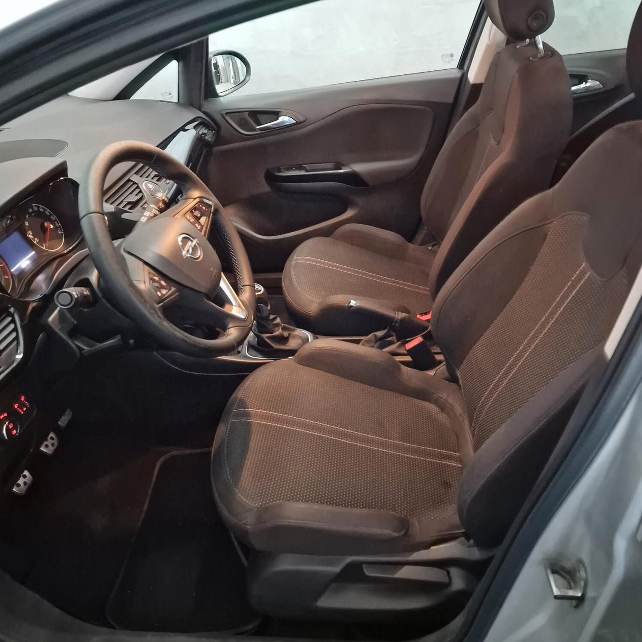 Opel Corsa 1.2 5 porte Black Edition