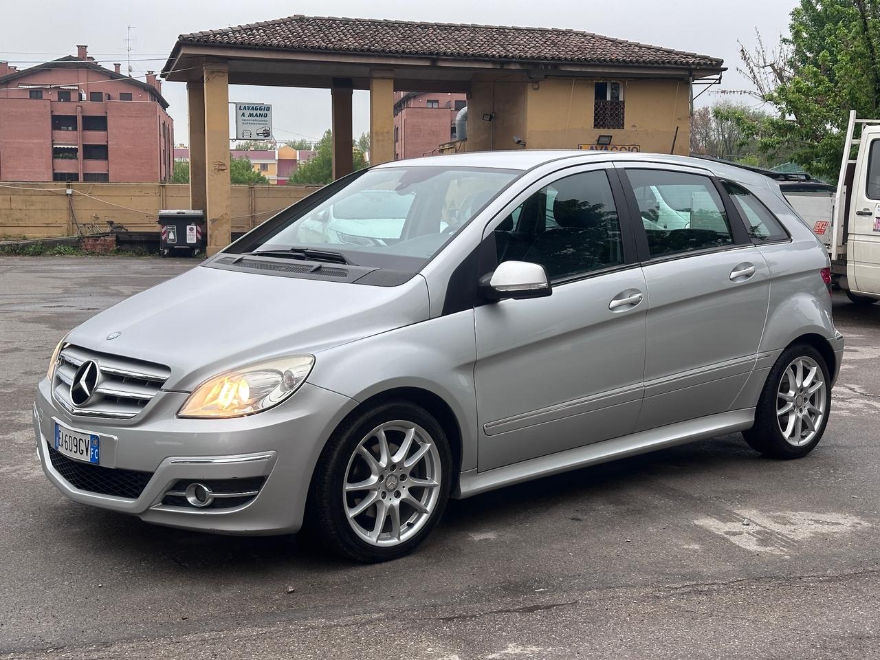 Mercedes-benz B 180 CDI Sport pari al Nuovo