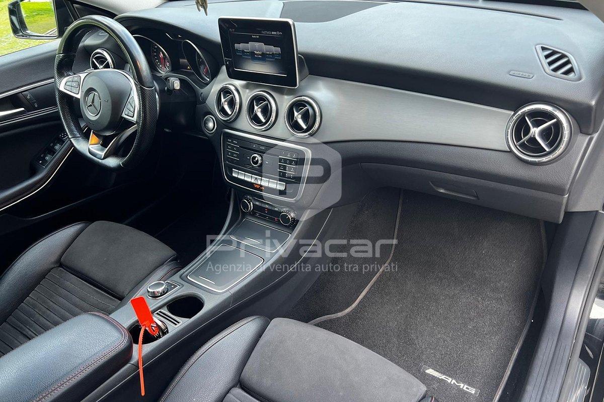 MERCEDES CLA 200 d Automatic Premium