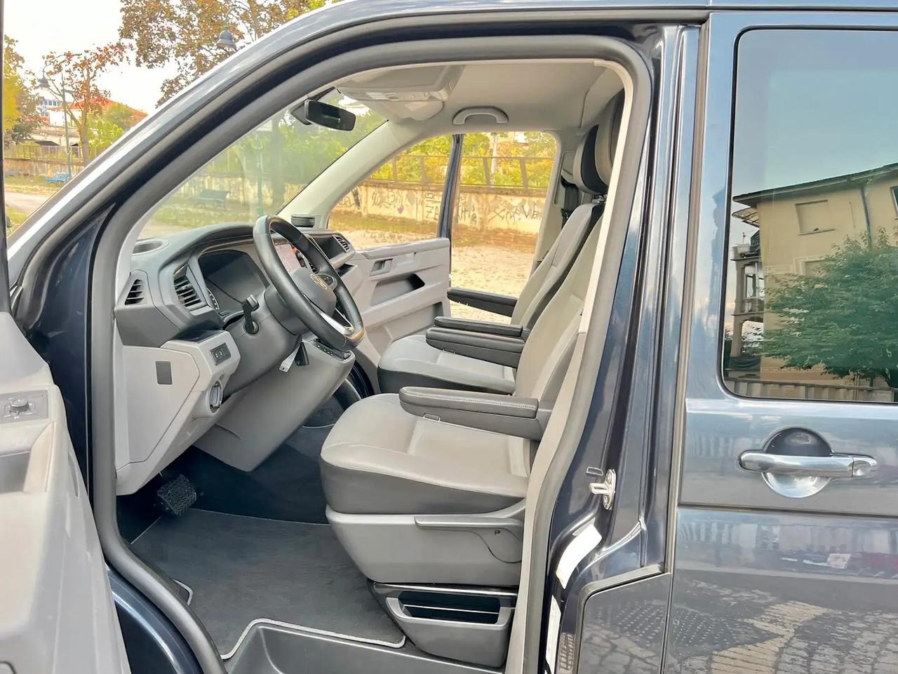 Volkswagen Caravelle 2.0 TDI 199CV DSG 4 Motion PL Cruise