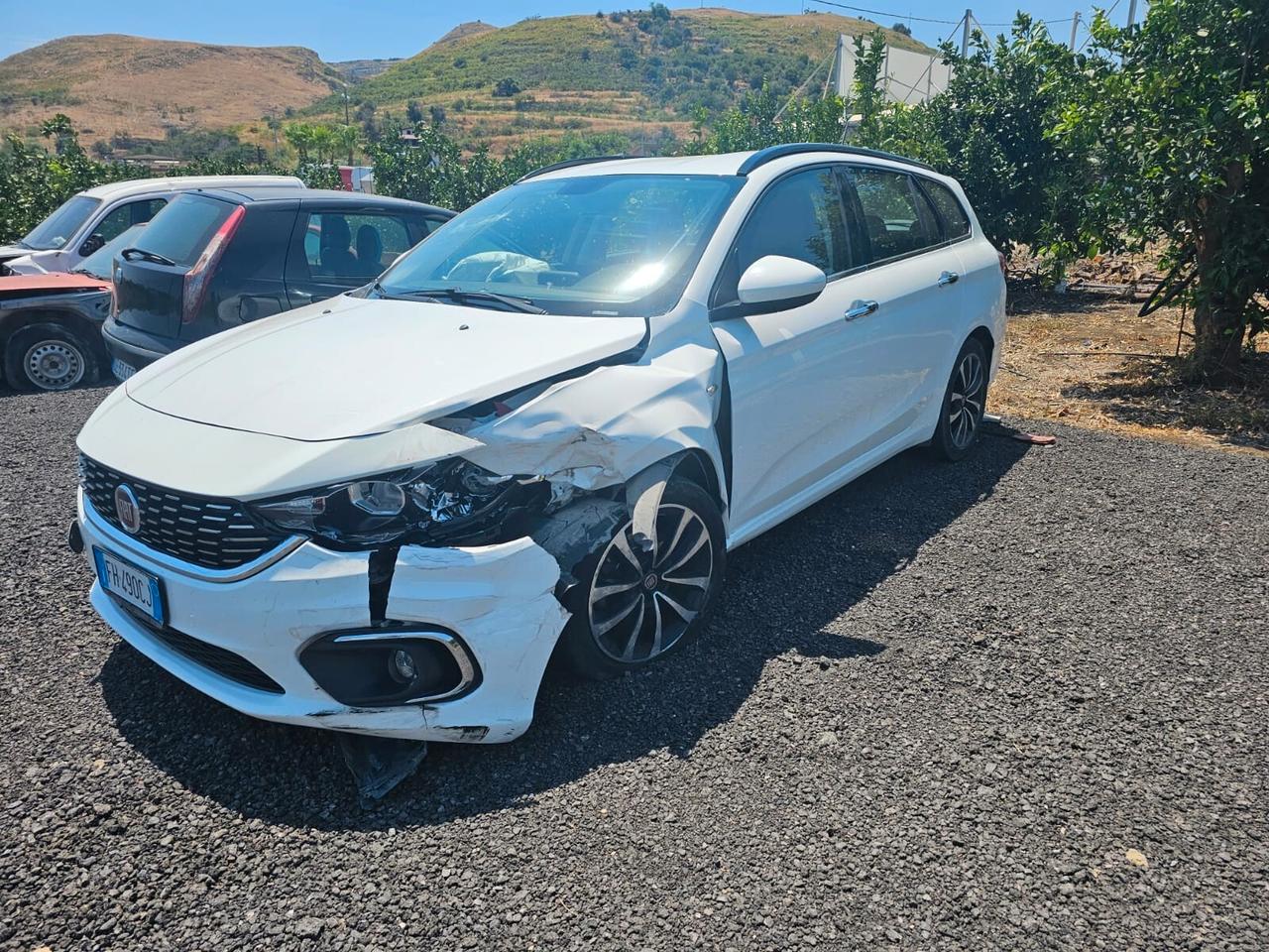 FIAT TIPO 1.6 MJT LOUNGE INCIDENTATA