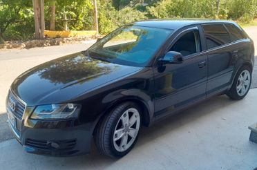Audi A3 1.6 TDI 105 CV CR Ambition