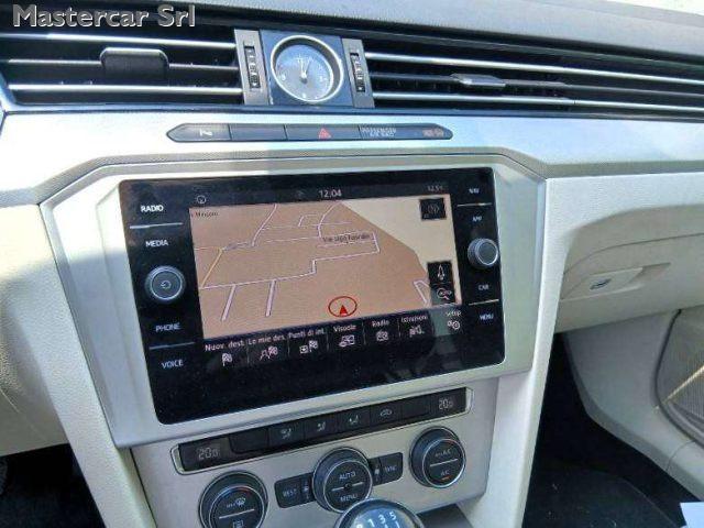 VOLKSWAGEN Passat Variant Passat VIII Variant 1.6 tdi Business Navi 120cv