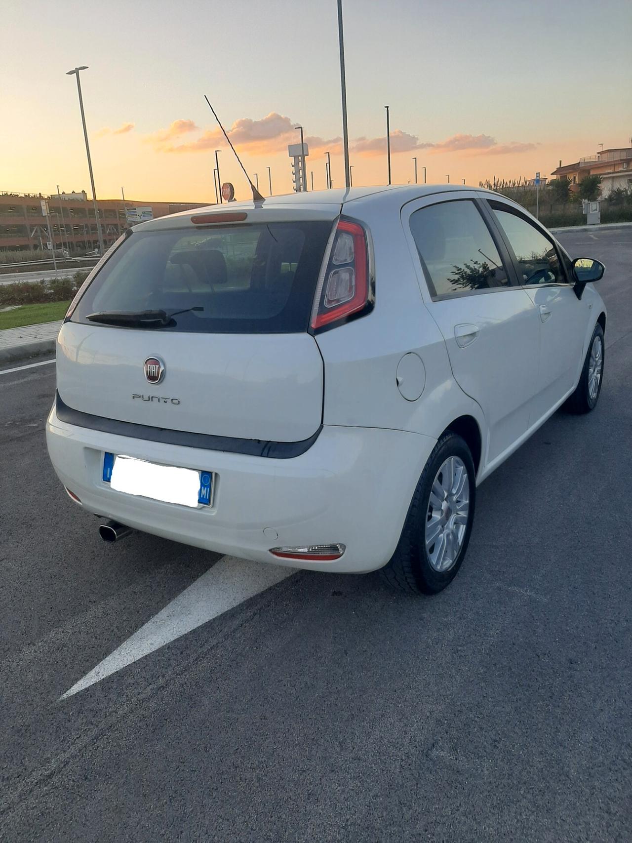 Fiat Punto 1.3 MJT II S&S 85 CV 5 porte ECO Lounge