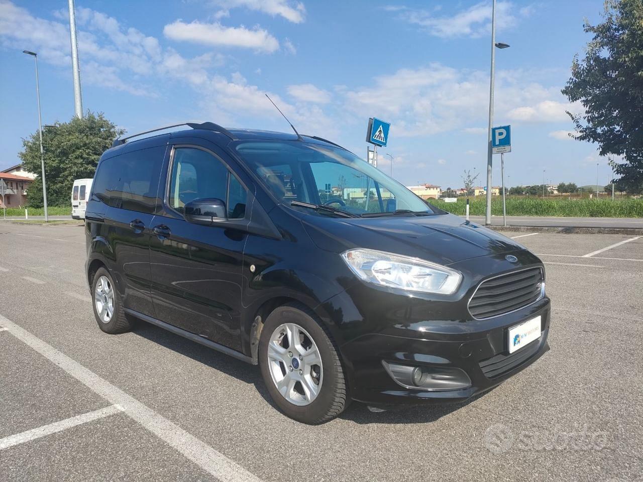 FORD Tourneo Courier 1.0 EcoBoost 100 CV Titaniu