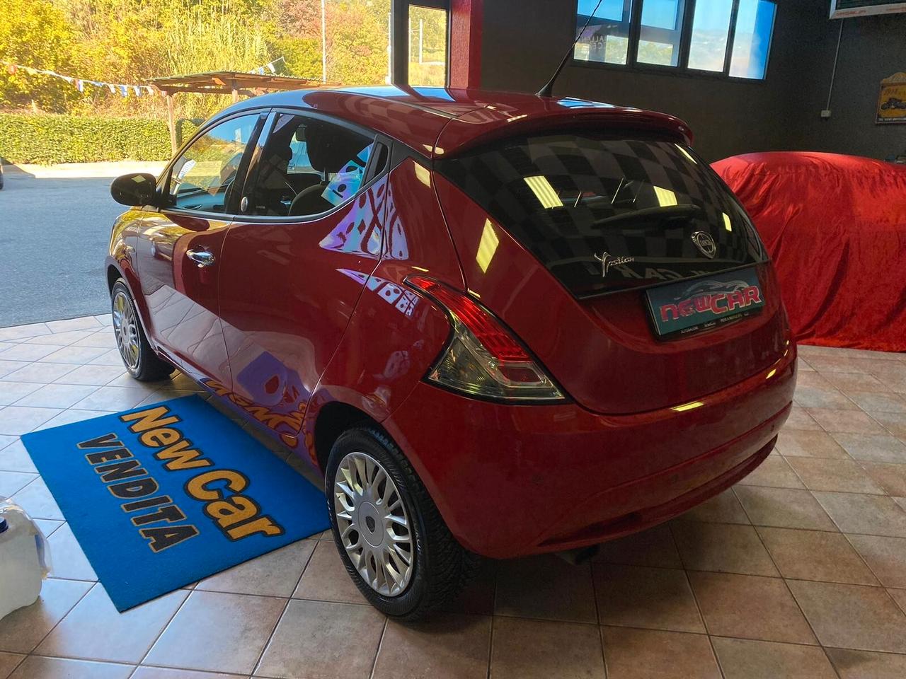 Lancia Ypsilon 1.2 69 CV 5 porte GPL Ecochic Gold