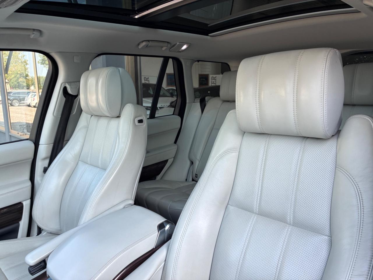 Land Rover Range 3.0 TDV6 Autobiography