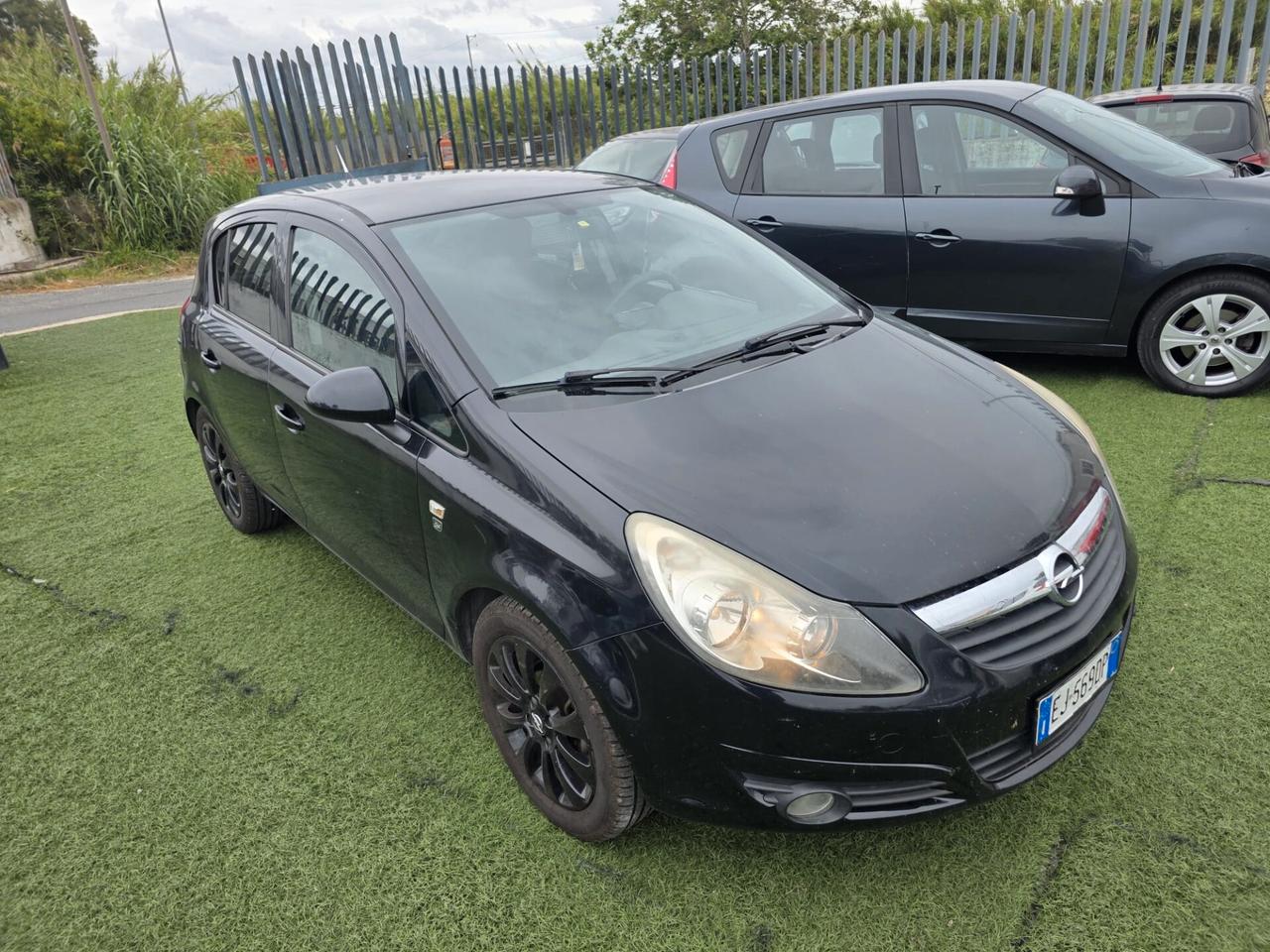 Opel Corsa 1.2 85CV 5 porte GPL euro 5. 2012