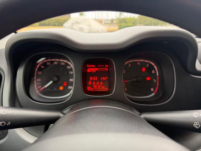 FIAT Panda 1.0 HYBRID CITY LIFE+CLIMATRONIC+SCHERMO+5POSTI