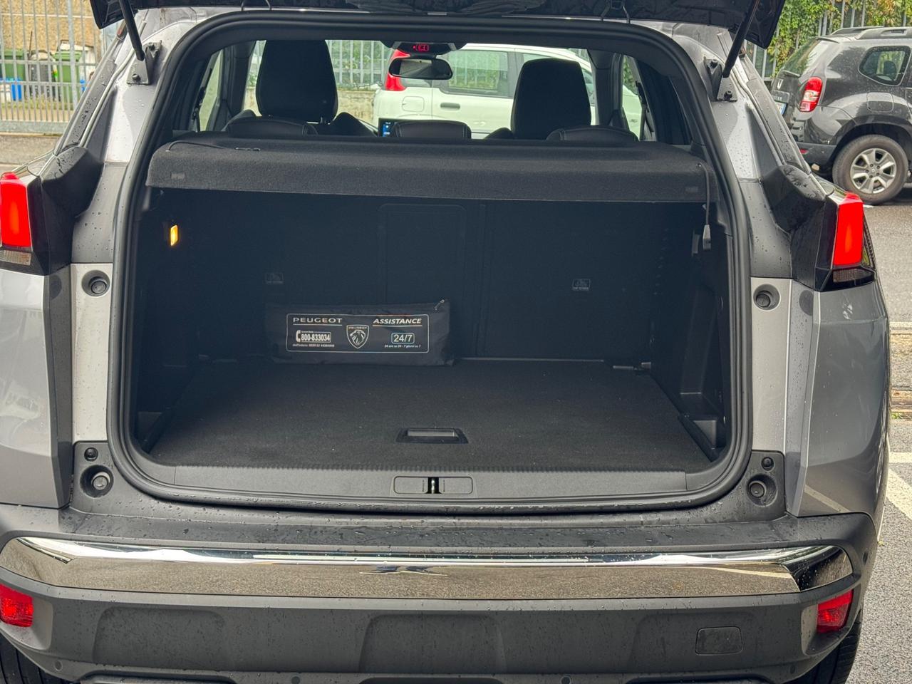 Peugeot 3008 BlueHDi 130 S&S EAT8 Active Pack