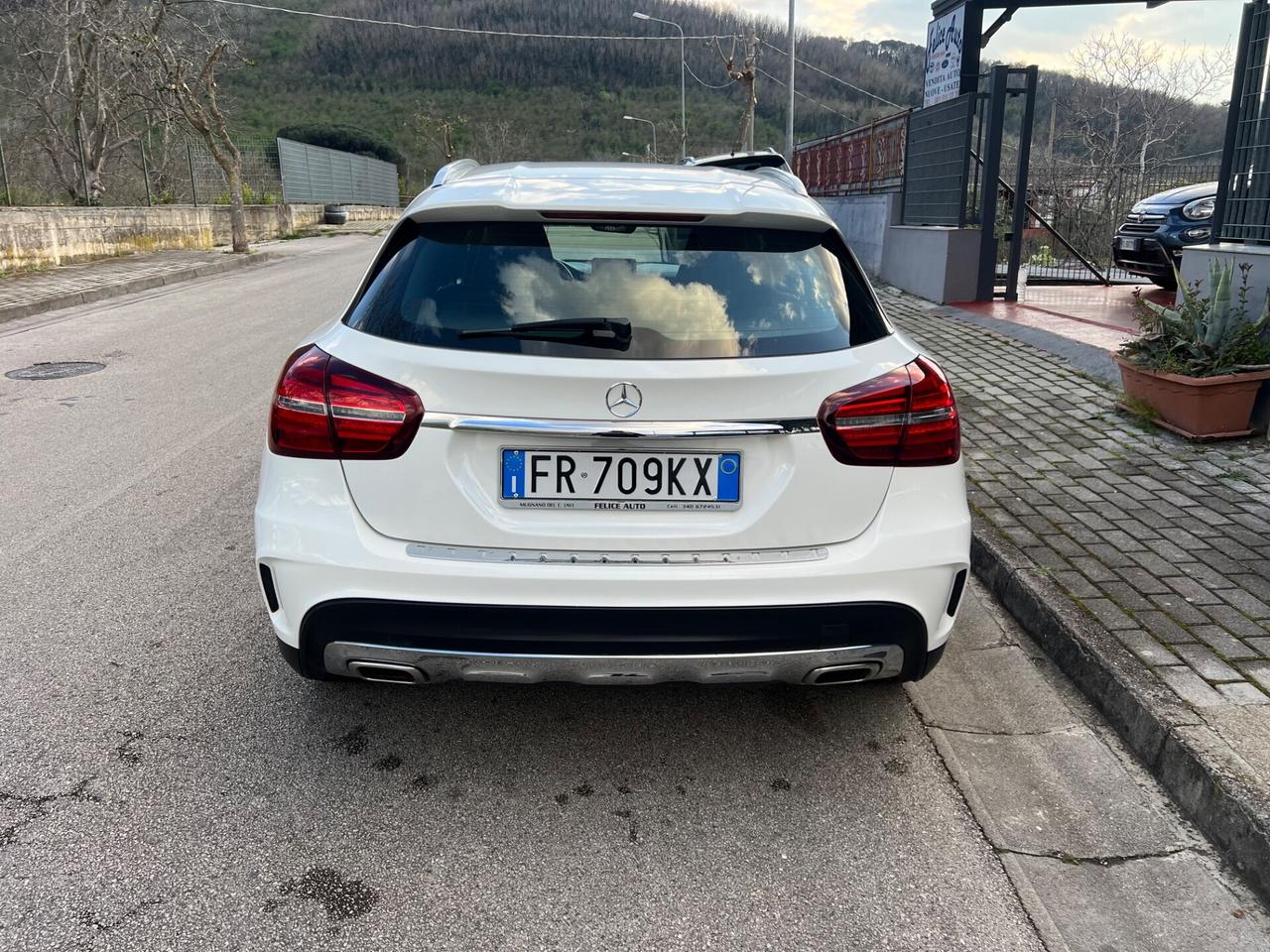 Mercedes GLA 200d automatica Amg Premium 2018