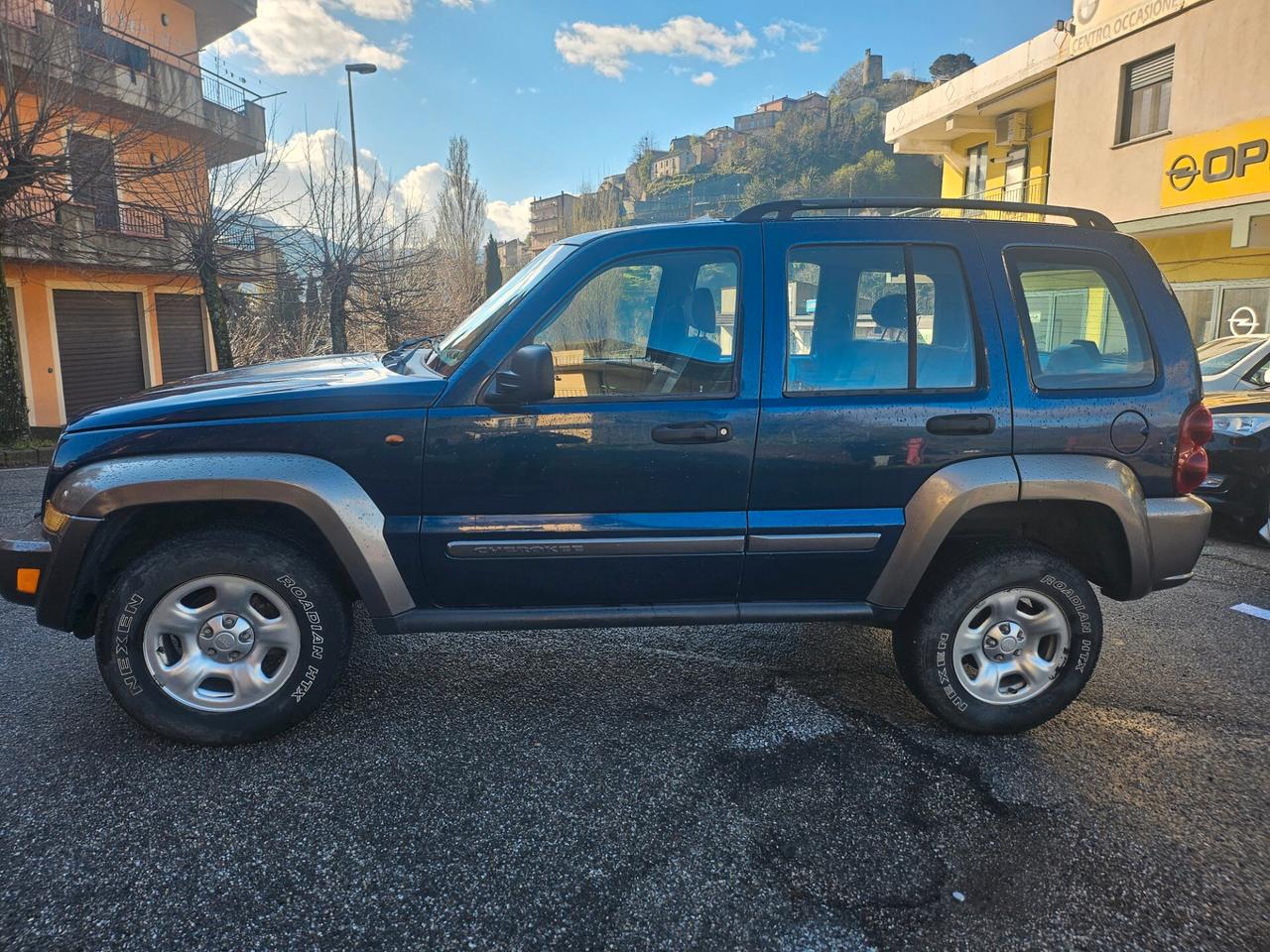 Jeep Cherokee 2.8 CRD Sport 4x4 con RIDOTTE