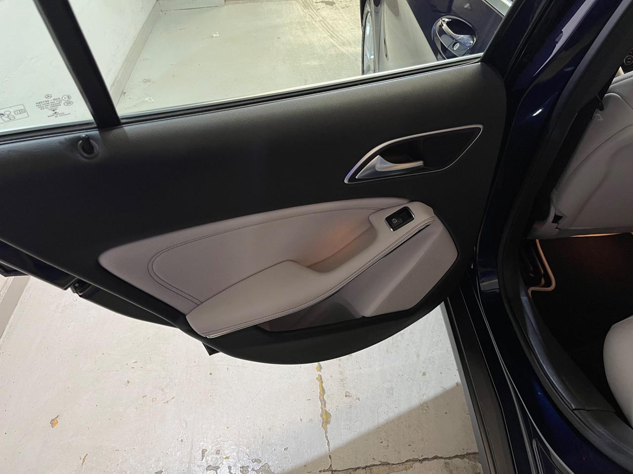 Mercedes-benz GLA 200 d Automatic Sport