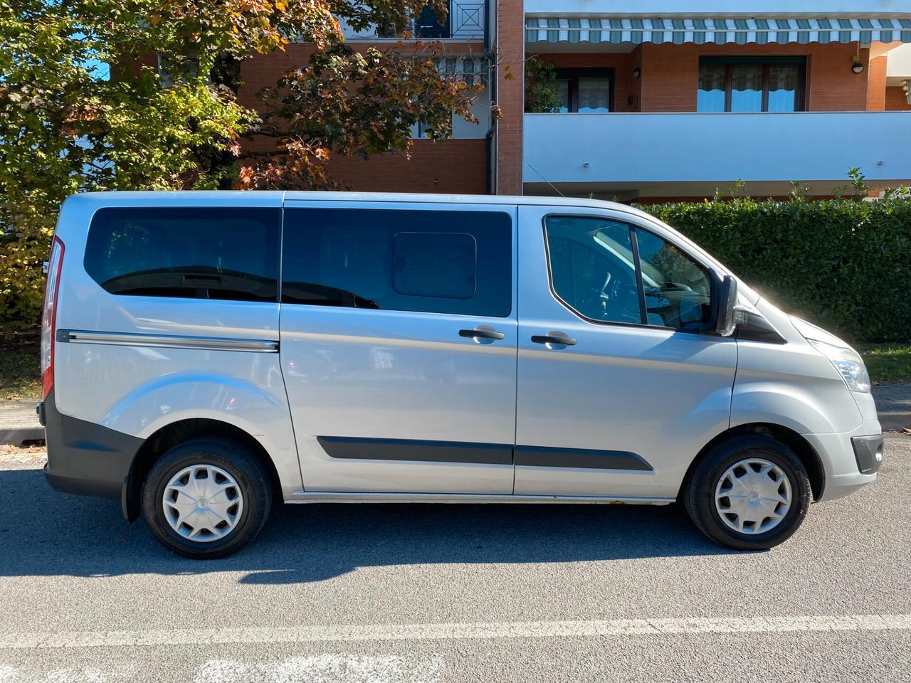 Ford Transit Custom 310 2.2 TDCi 125CV PC Combi Trend