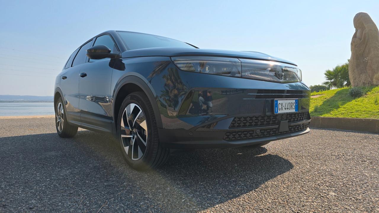 Opel Grandland 1.2 Hybrid aut. Business Elegance