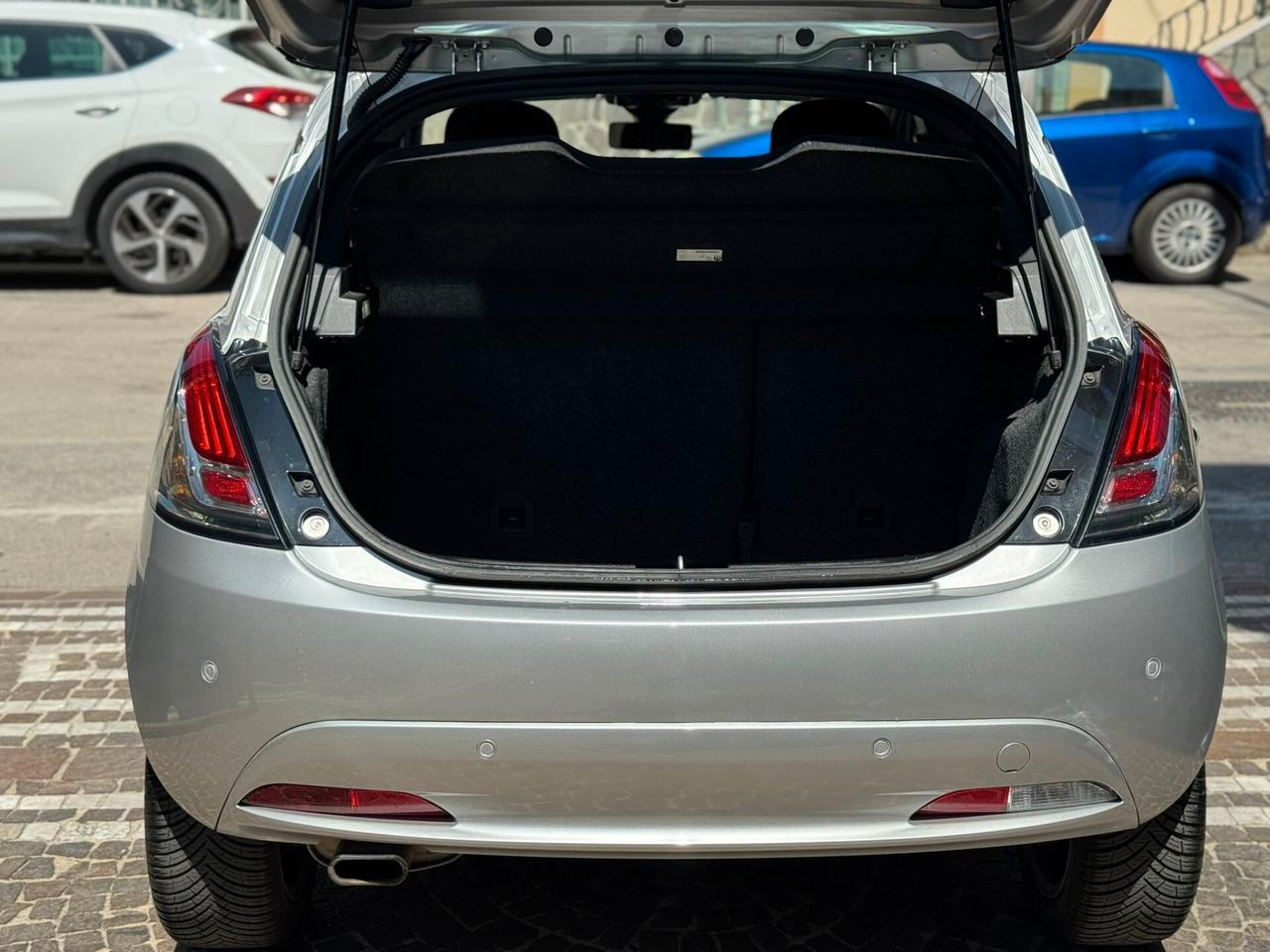 Lancia Ypsilon 1.3 MJT 95 CV Platinum