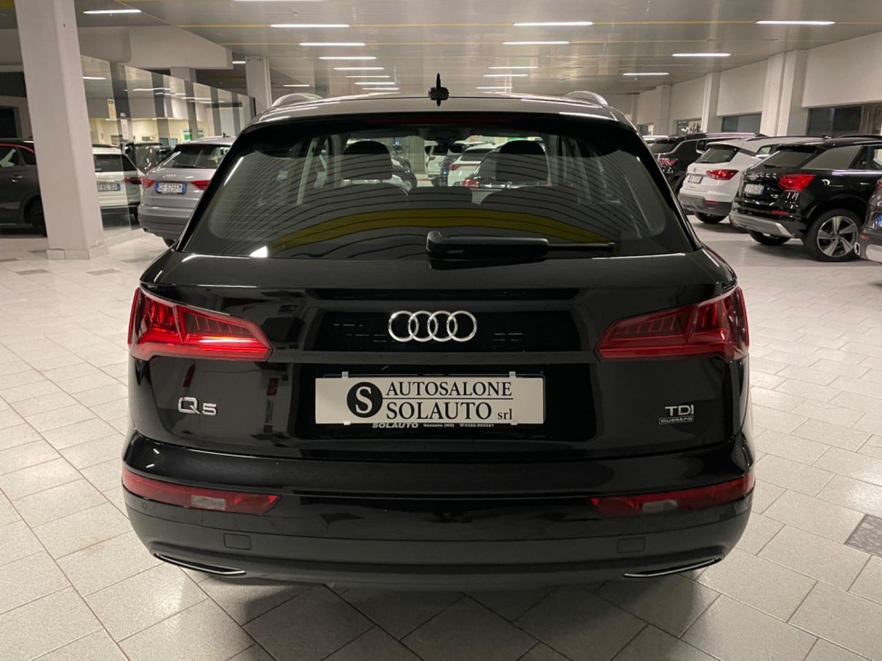 Audi Q5 2.0 TDI quattro S tronic Business Led Navy